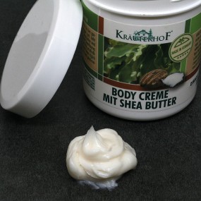 Cream Kräuterhof 100ml w/ Shea Butter in Jar