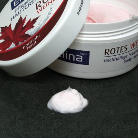 Cream Elina 150ml Red Vine leaf cream in Jar